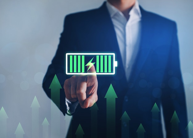 Conceito de desenvolvimento e crescimento da energia ecológica em todo o mundo. Investimento em negócios verdes.