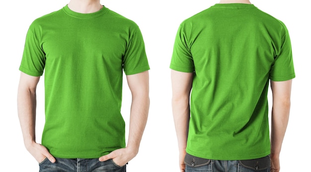 Conceito de design de roupas - homem de camiseta verde em branco, vista frontal e traseira