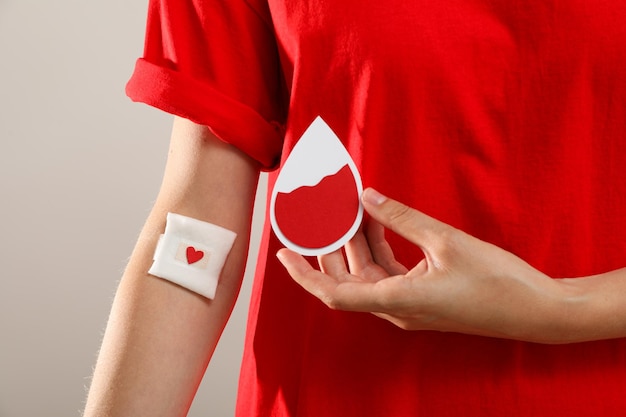 Conceito de doação de sangue de conscientização e doação