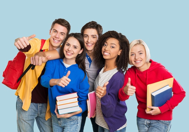 Foto conceito de educação - grupo de alunos na escola