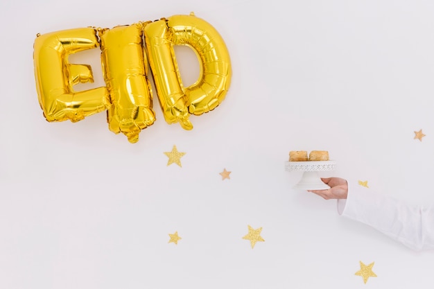 Foto conceito de eid al-fitr com letras