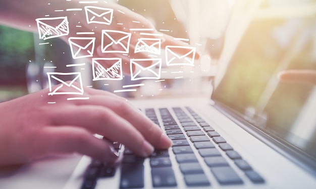 Conceito de email marketing e newsletter