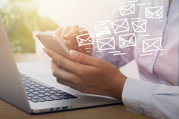 Conceito de email marketing e newsletter