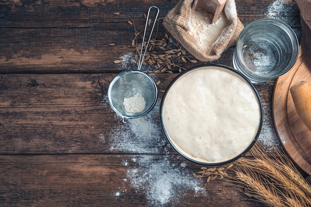 Conceito de fazer pão com ingredientes