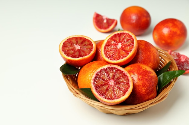 Conceito de frutas cítricas com espaço vermelho laranja para texto