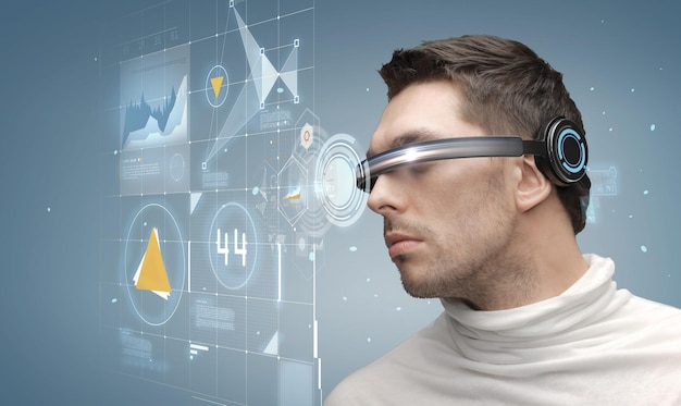 conceito de futuro, tecnologia, negócios e pessoas - homem de óculos futuristas