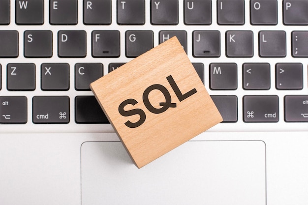 Conceito de inscrição sql no cubo no teclado