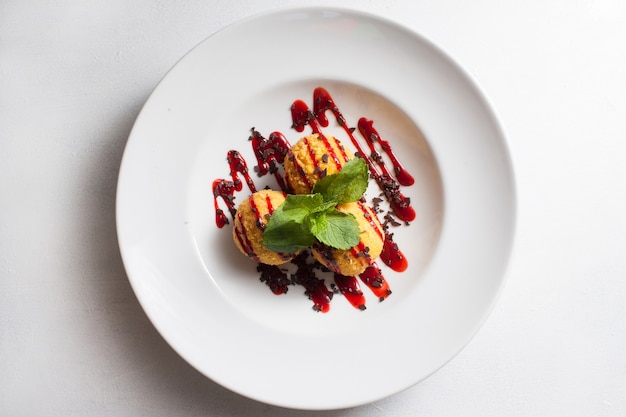 Conceito de receita de sobremesa de restaurante criativo de fotografia de comida