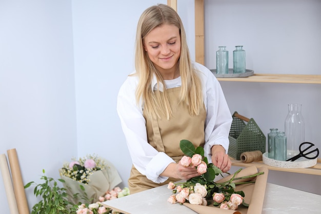 Conceito de trabalho de ocupação diferente de florista