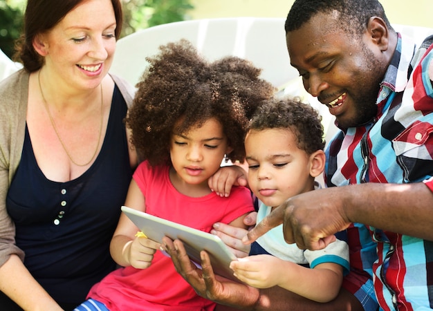 Conceito do amor da unidade do parenting do abrandamento da família