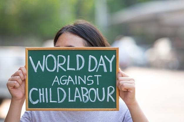 Foto conceito do dia mundial contra o trabalho infantil