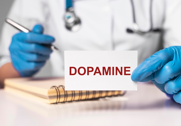 Foto conceito médico do hormônio da palavra dopamina