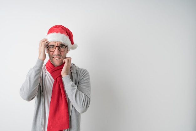 Conceitos de Natal - jovem gesticulando