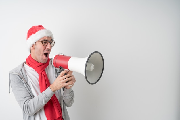 Conceitos de Natal - jovem gesticulando