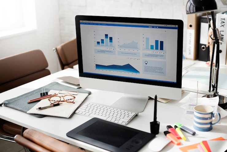 Foto concepto de análisis de contabilidad de trabajo de área de trabajo