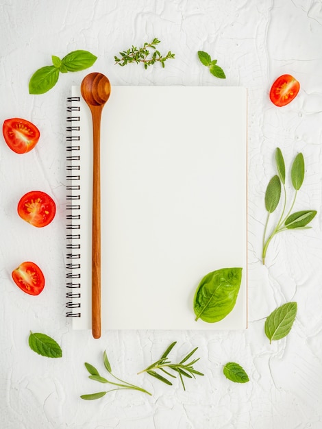 Concepto de comida italiana y diseño de menú.