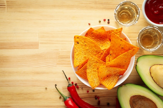 Concepto de comida mexicana Tortilla y tequila espacio para texto