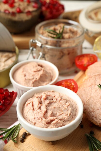 Foto concepto de comida sabrosa con paté de cerca