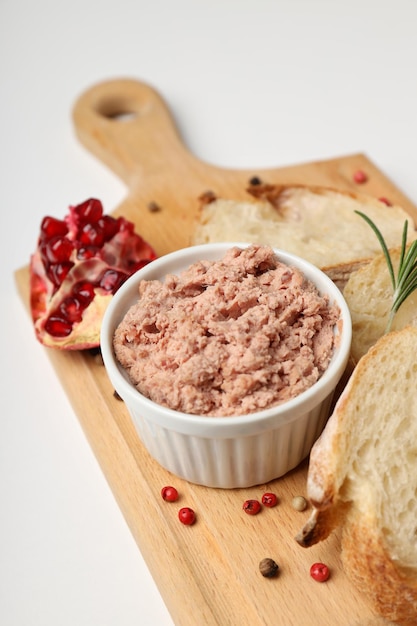 Concepto de comida sabrosa con paté, cerrar