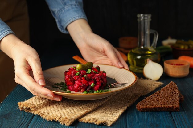 Concepto de comida sabrosa plato frío Ensalada vinagreta