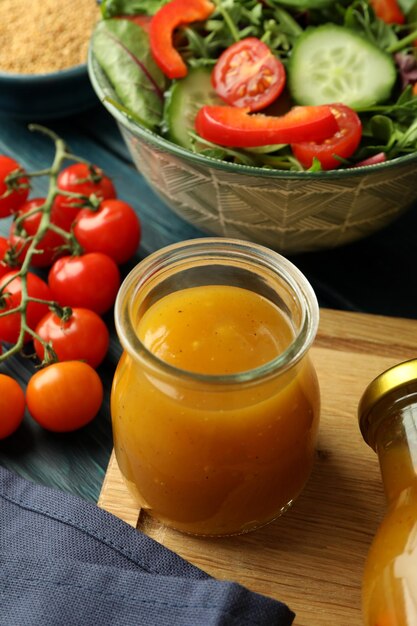 Concepto de comida sabrosa con salsa de cerca