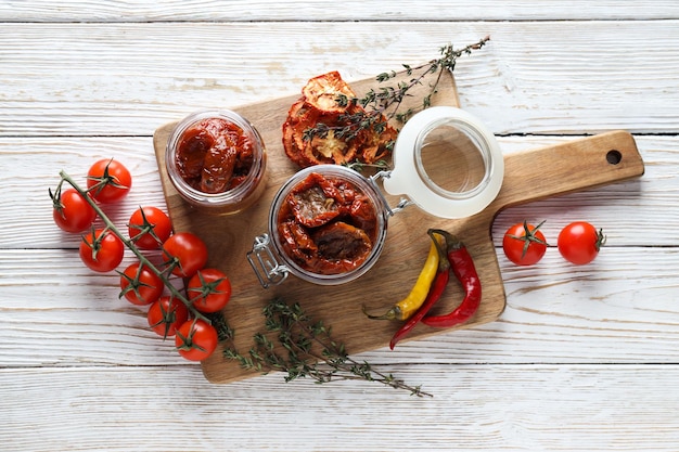 Concepto de comida sabrosa vista superior de tomate secado al sol