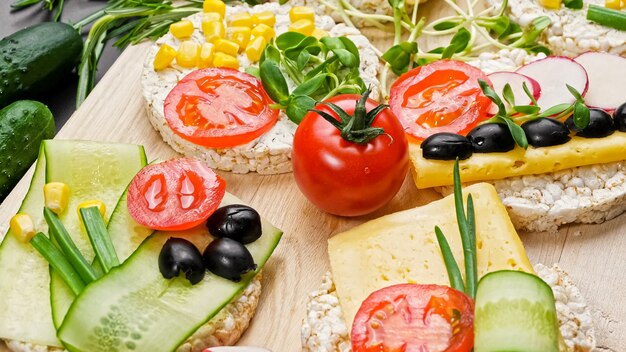 Concepto de comida sana de verduras y hierbas