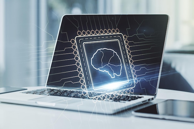 Concepto creativo de inteligencia artificial con holograma del cerebro humano en el fondo de una computadora portátil moderna Multiexposición