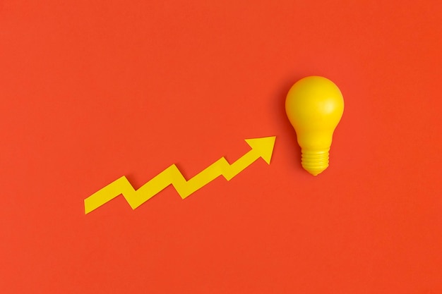 Concepto de crecimiento empresarial. Informe financiero con gráficos y flecha.