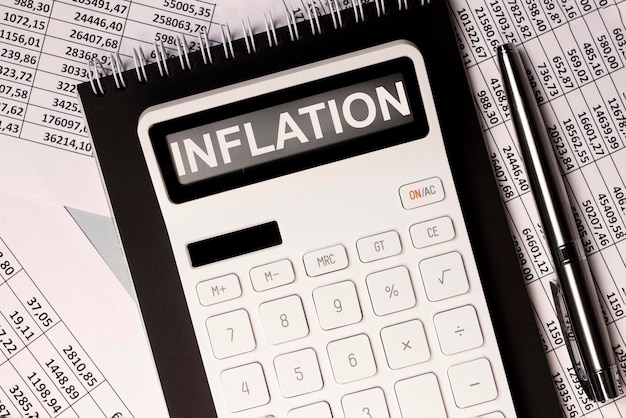 Concepto de crecimiento de precios de palabras de inflación