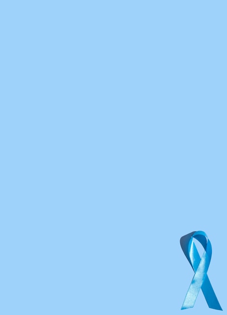 Concepto para el día mundial de la diabetes el 14 de noviembre. Arco de color simbólico para concienciar sobre el día de la diabetes sobre un fondo azul.