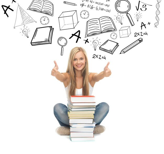 concepto de educación y escuela - imagen de estudiante sonriente con pila de libros