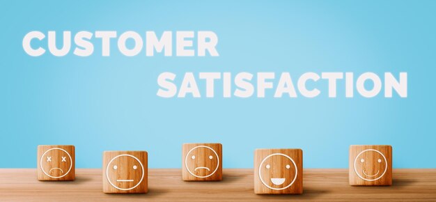 El concepto de la encuesta de satisfacción de comentarios de revisión del cliente uds
