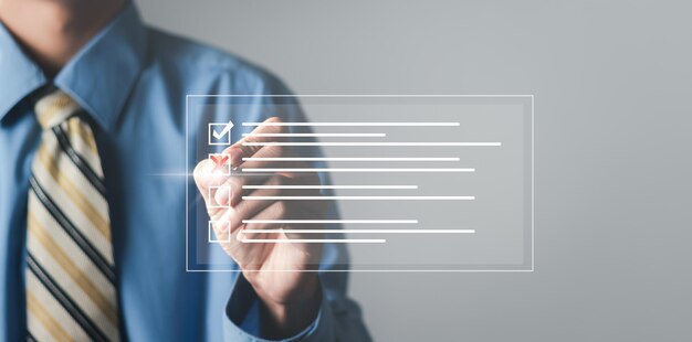 Concepto de formulario de encuesta Cuestionario con casillas de comprobación Rellenar el formulario de encuesta en línea Responder preguntas de la prueba Educación tecnología futurista y concepto de aprendizaje