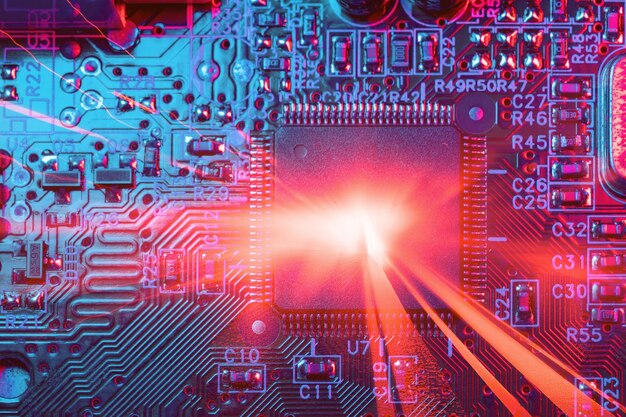 Concepto de imagen de tecnología de nanochip en placa de circuitos de microprocesador digital de datos de ultra alta velocidad
