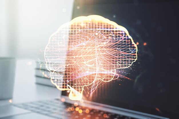 Concepto de inteligencia artificial creativa con holograma de cerebro humano en el fondo de la computadora portátil moderna Exposición múltiple