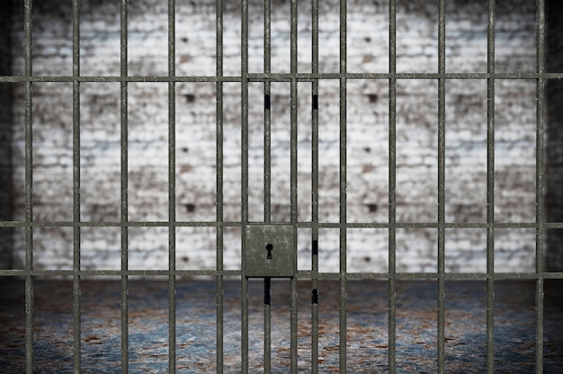 Concepto de justicia. Antigua prisión de grunge visto a través de las rejas de la cárcel