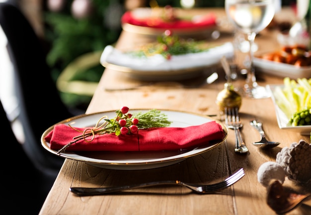 Concepto de mesa familiar de Navidad