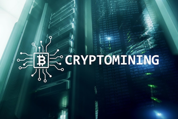 Concepto de minería de criptomonedas en el fondo de la sala de servidores