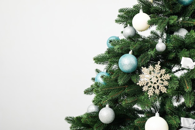 Concepto de Navidad y Feliz Año Nuevo Espacio del árbol de Navidad para texto