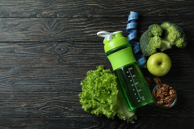 Foto concepto de nutrición saludable en mesa de madera