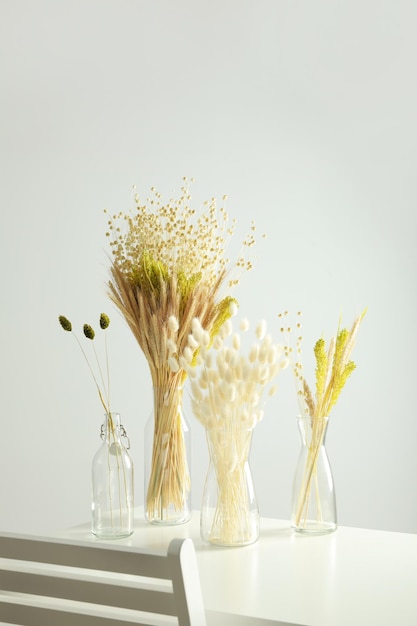 Concepto o composición de Hygge con flores secas