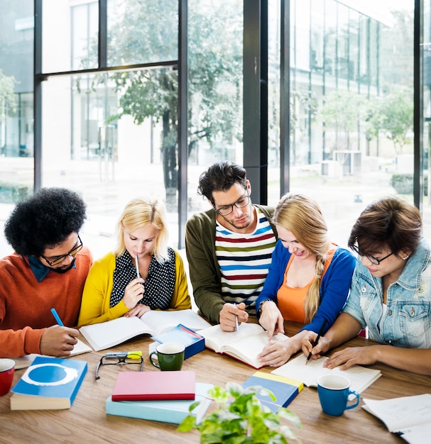 Concepto del planeamiento de la discusión de las ideas de la reunión del equipo