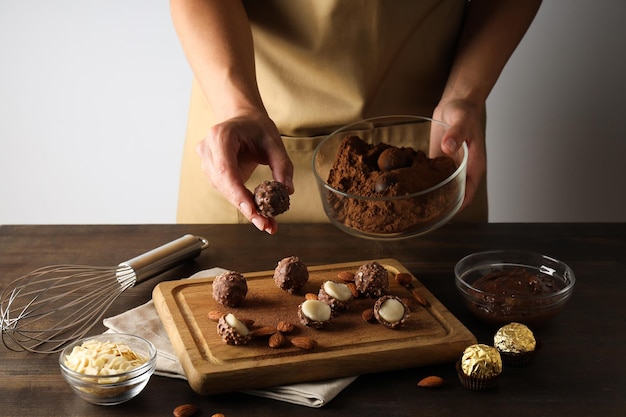 Concepto de sabrosos mazapanes sabrosos alimentos dulces