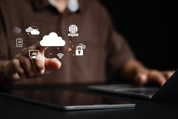 Concepto de servicio de nube de red de almacenamiento Transferencia de datos en nube y almacenamiento en línea para redes empresariales