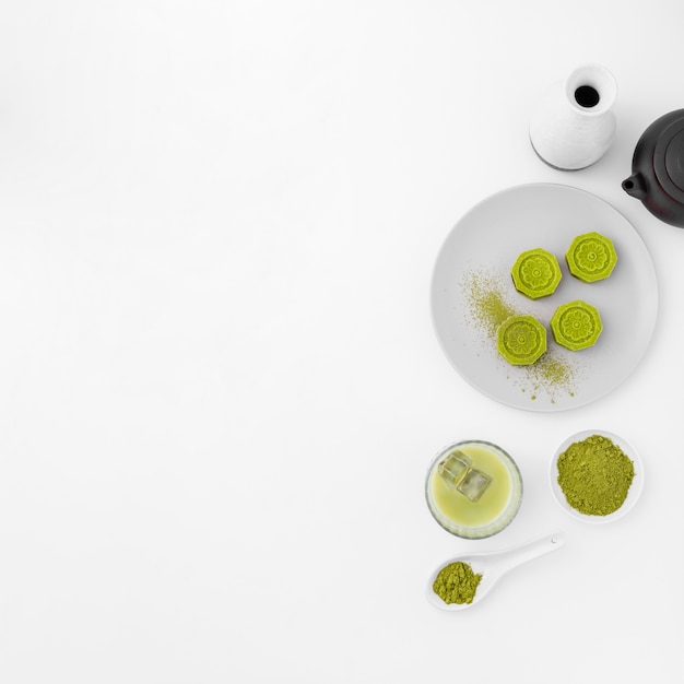 Foto concepto de té matcha con espacio de copia