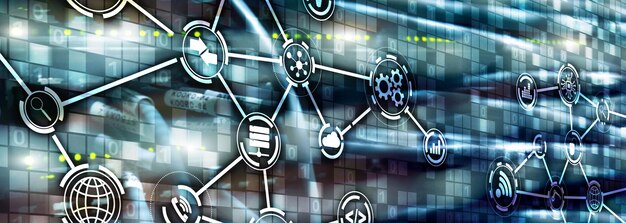 Concepto de tecnología de la información y las telecomunicaciones Diagramas con iconos en los fondos de la sala de servidores