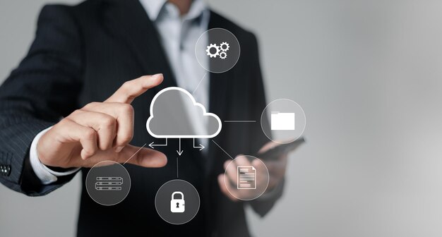 concepto de tecnología en la nube empresario mostrar icono de tecnología de red de almacenamiento en la nube gran red de plataformas de copia de seguridad almacenamiento de datos en línea para redes empresariales con software de seguridad cibernética