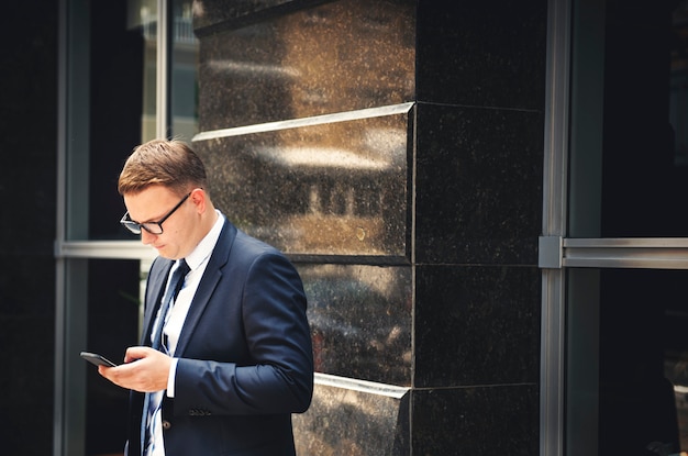 Concepto de teléfono de trabajo de conexión de teléfono inteligente