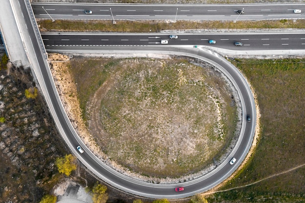 Foto concepto de transporte con vista superior de coches.